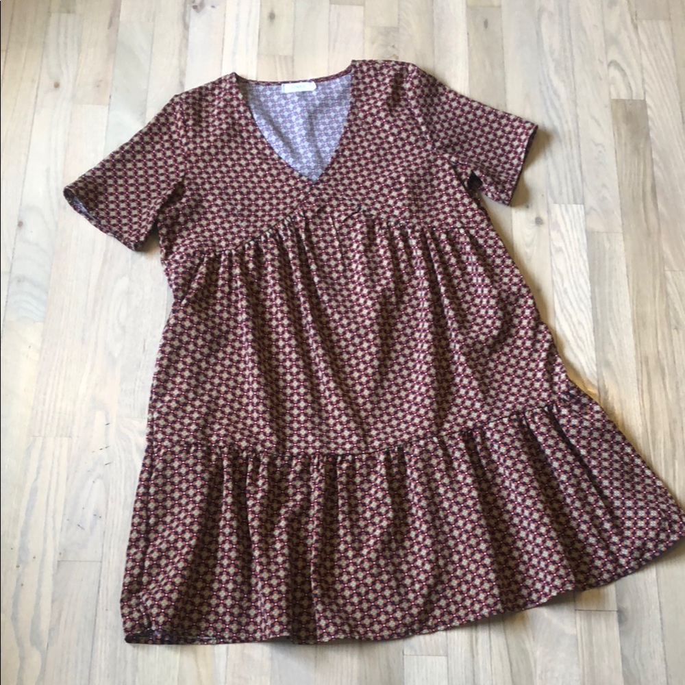 Stylish V-Neck Patterned Dress